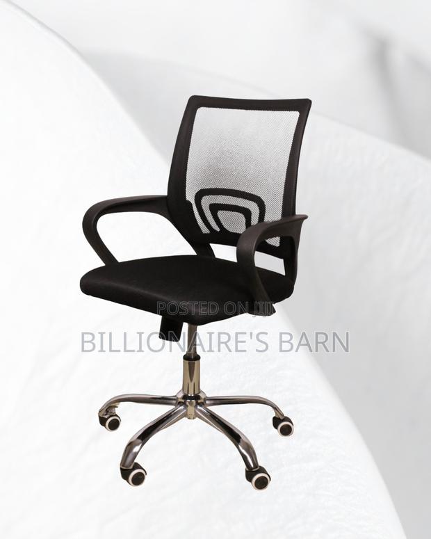 Office Few Office Chair Secretarial — | Delivery Anywhere in Kenya