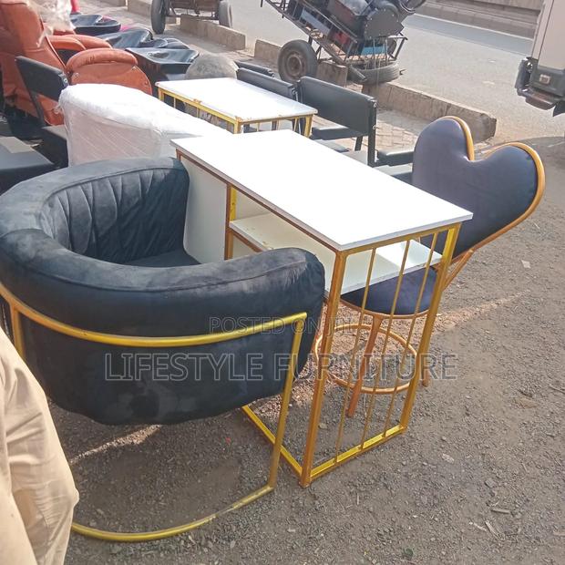 Manicure Set (Table Plus 2 Seats) - main view