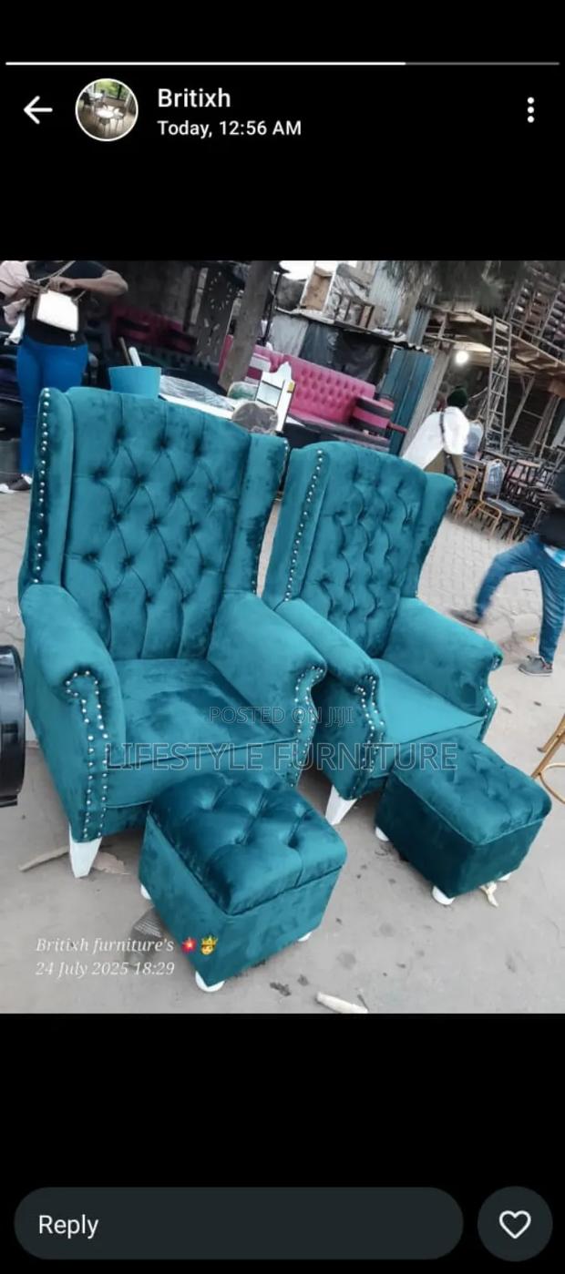 Pedicure Seats - main view