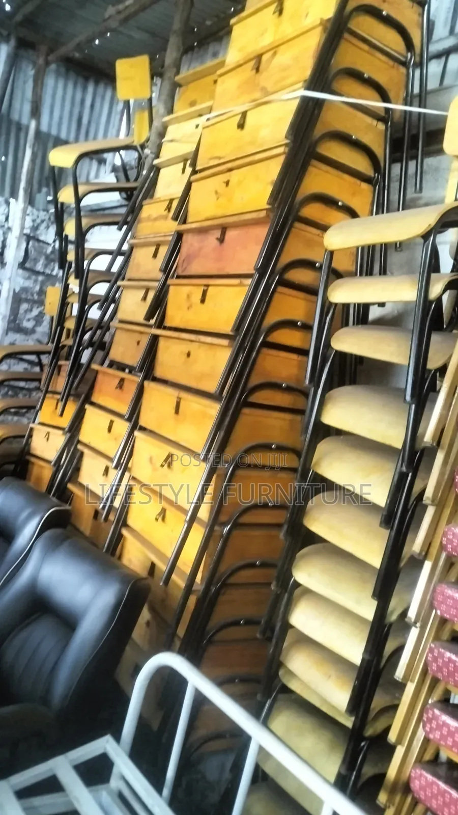 School Lockers With Chairs