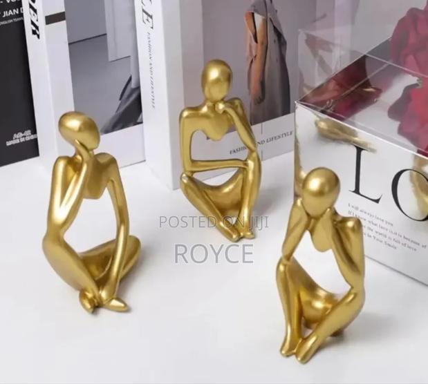 Golden Thinker Statue Deco -12cm - thumbnail 2