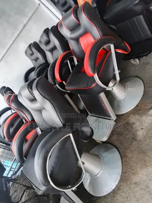 Durable Kinyozi Seats