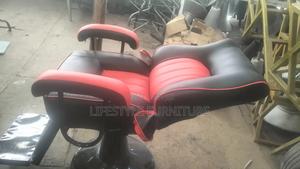 Adjustable Barber Chair - main view