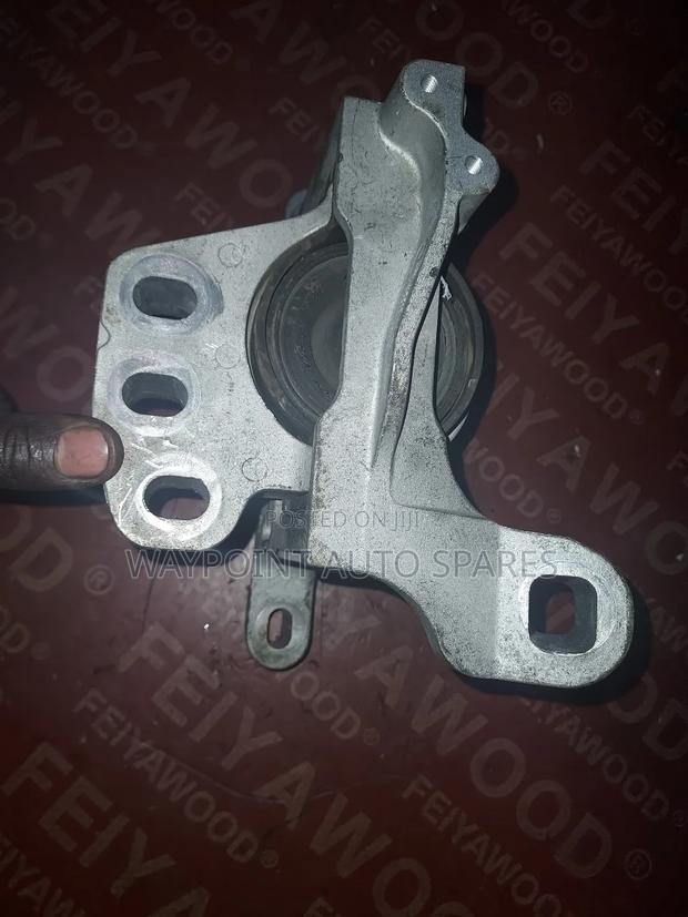 Engine Mount Mazda Demio New Model - main view