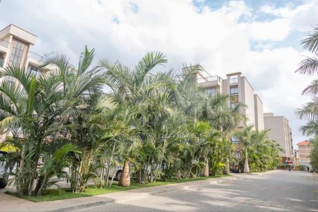 Modern Studio 10 Min to Jkia | Wifi | Netflix - thumbnail 6