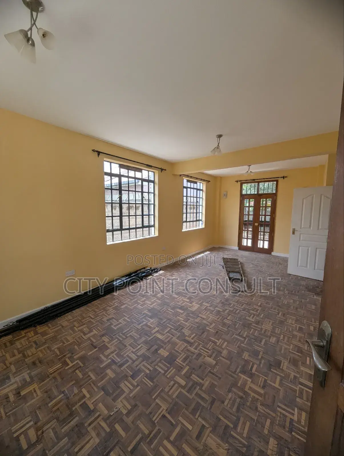 3bdrm Mansion in Muigai Estate, Kitengela for sale