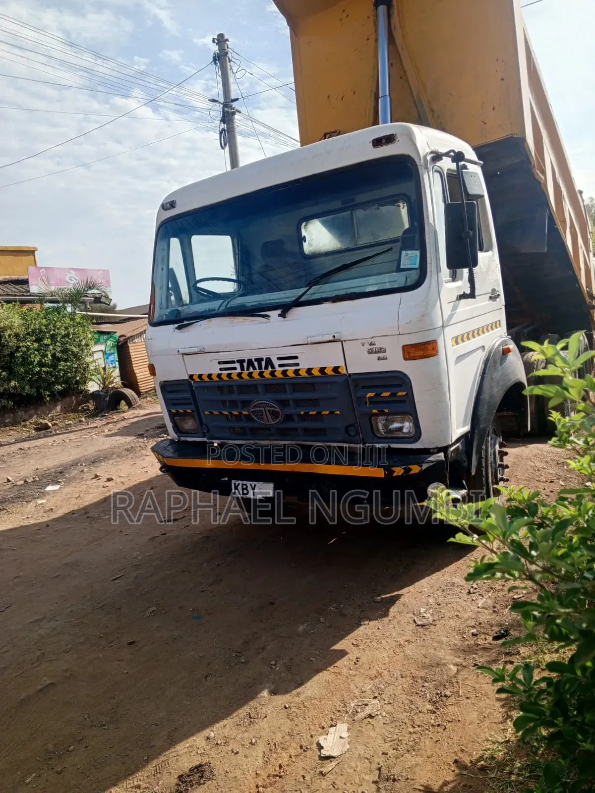 Kby Tata Tipper