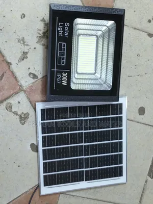 Modern Ip 67 Solar Street Light 300 Watts + Panel