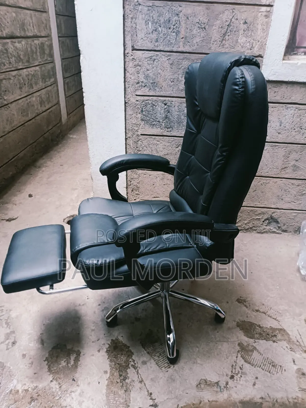 Footrest Comfort Office Chair