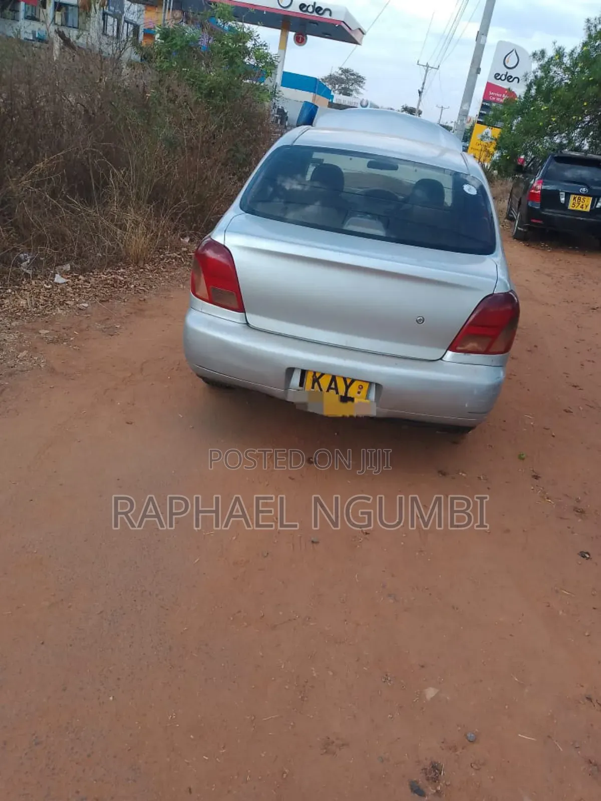 Toyota Platz 1999 Silver