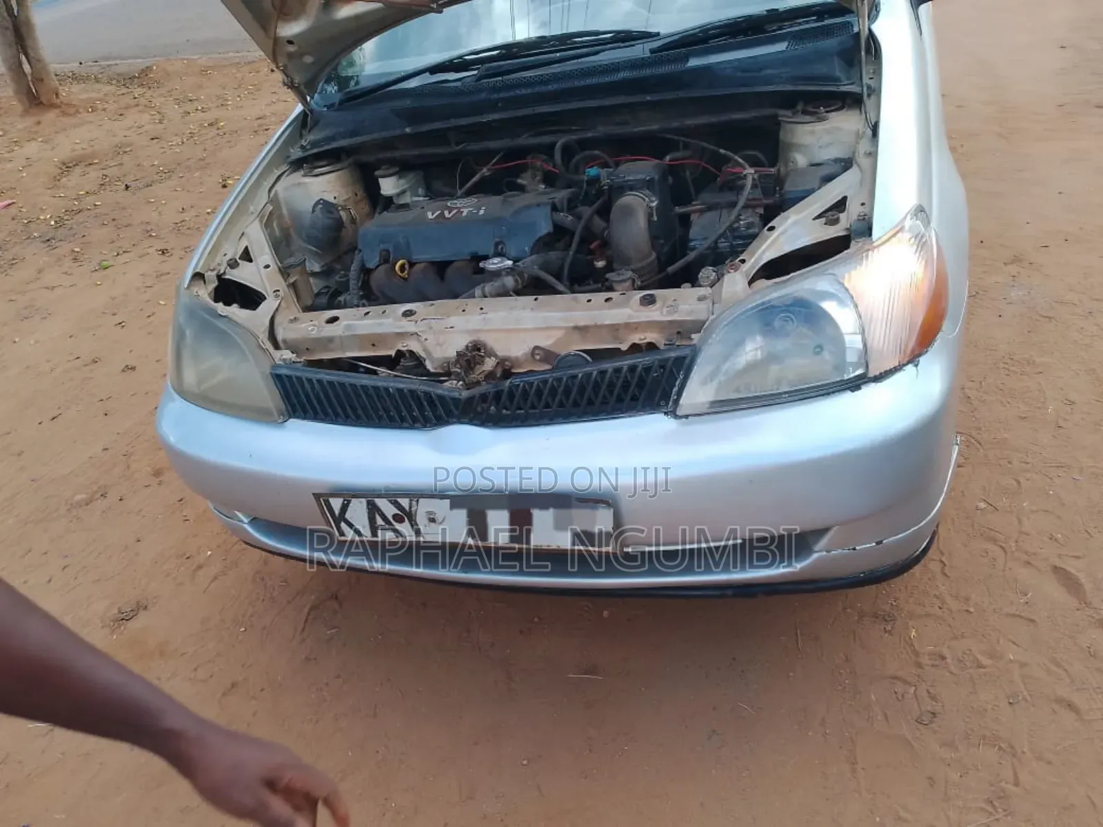 Toyota Platz 1999 Silver