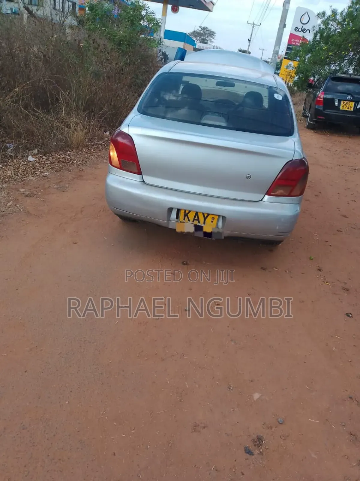 Toyota Platz 1999 Silver