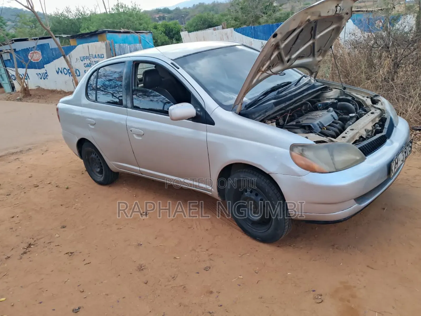 Toyota Platz 1999 Silver