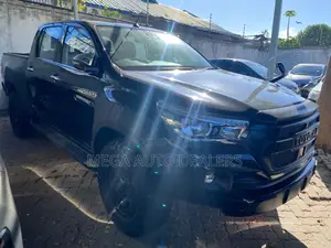 Toyota Hilux 2019 Black