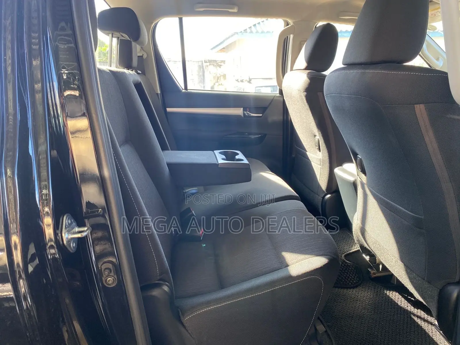 Toyota Hilux 2019 Black