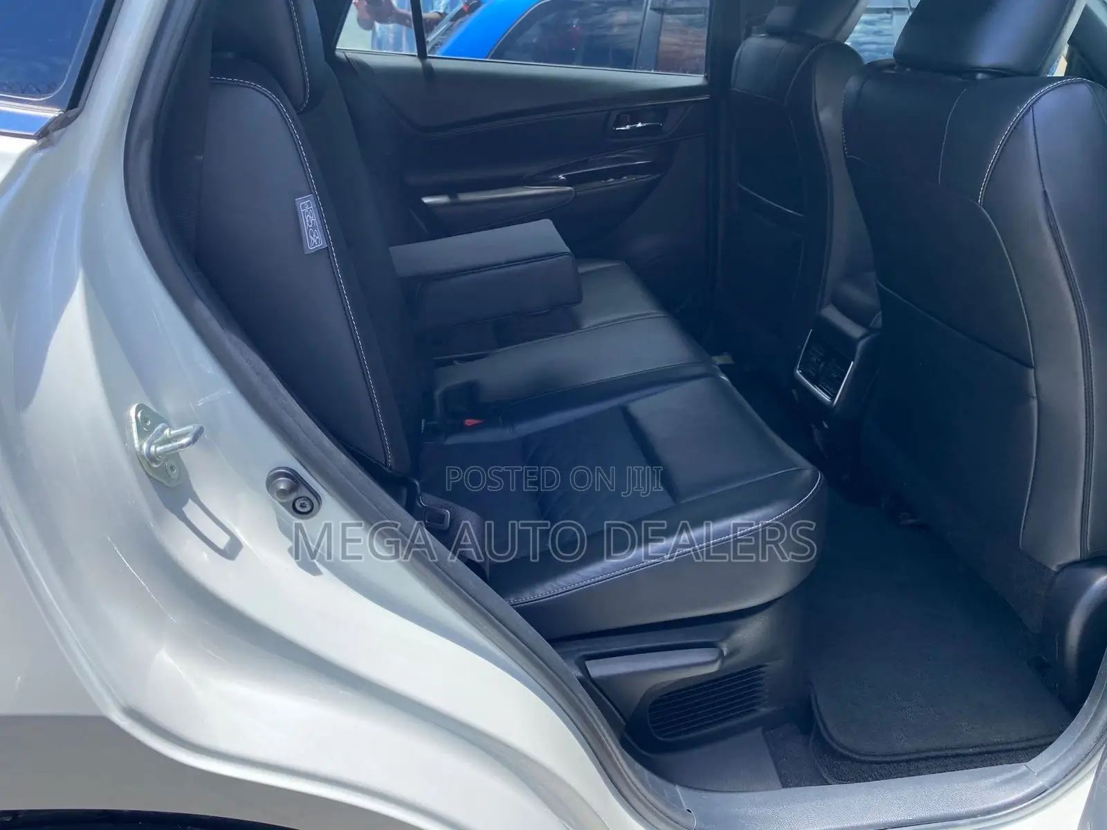 Toyota Harrier 2018 White