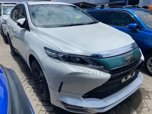 Toyota Harrier 2018 White