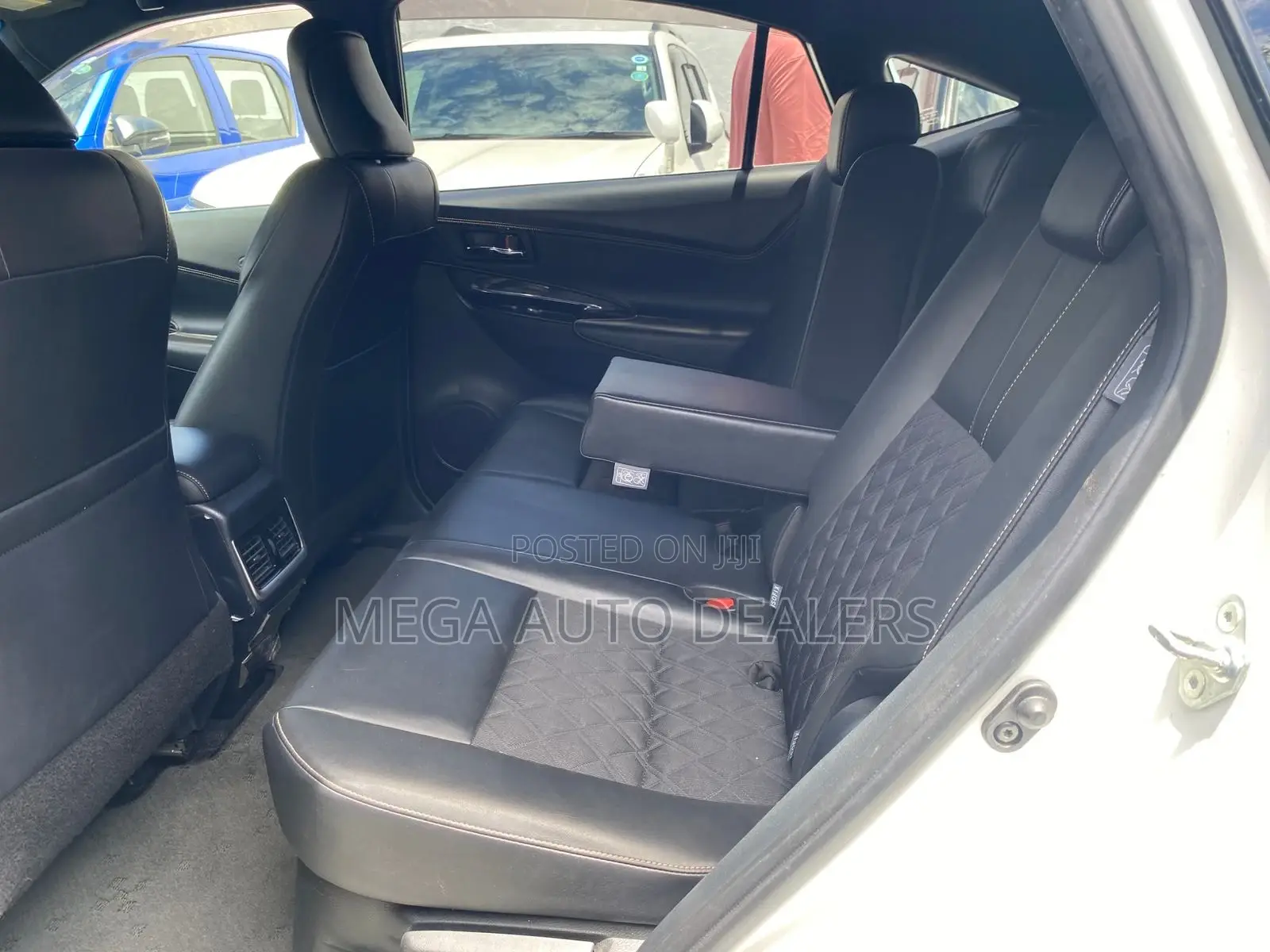 Toyota Harrier 2018 White