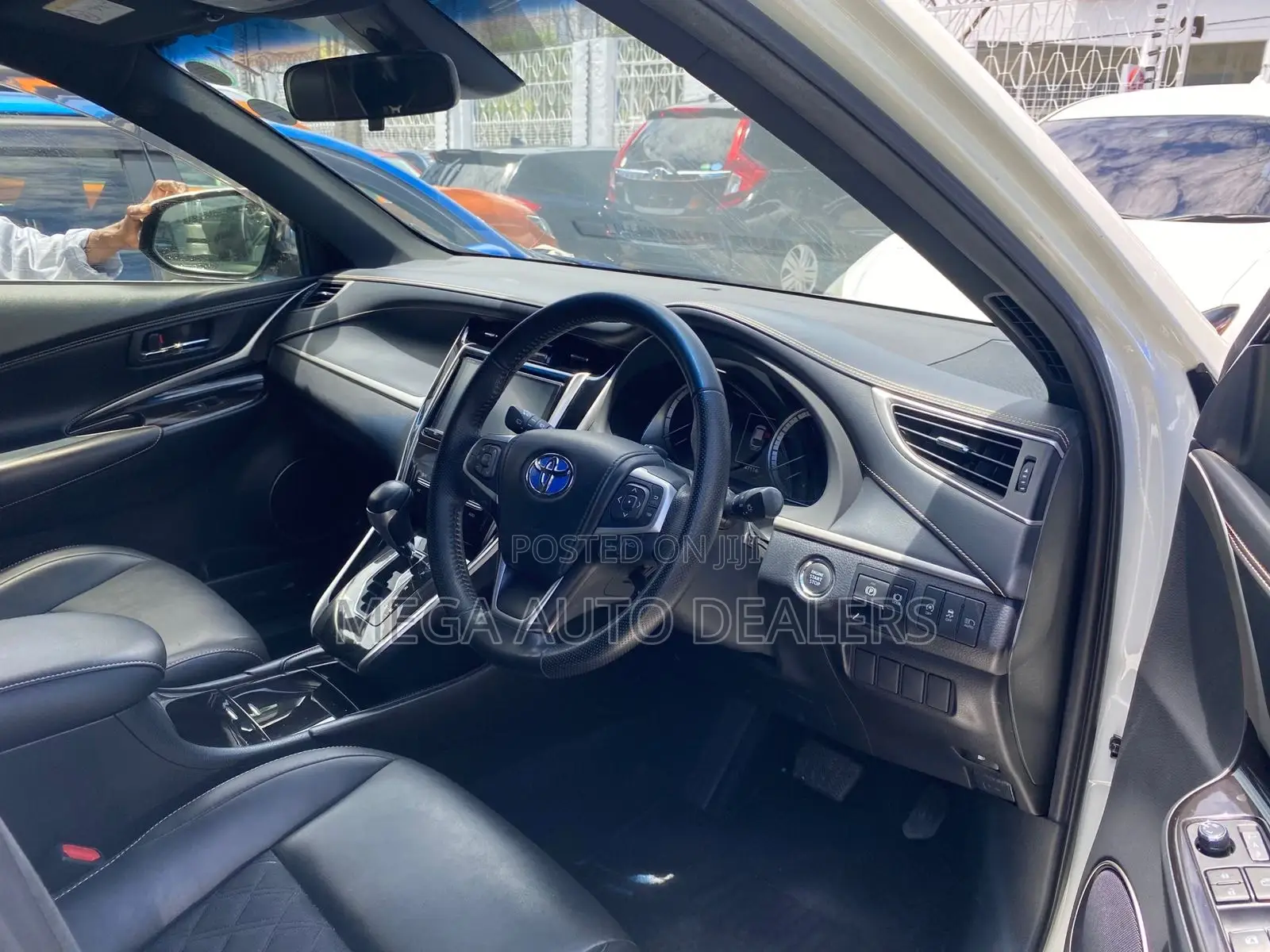 Toyota Harrier 2018 White