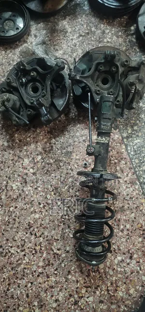 C X 5 / C X 3 Front Hubs