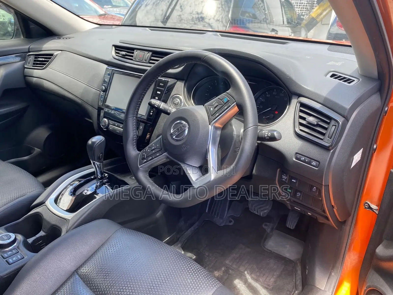 Nissan X-Trail 2018 Orange