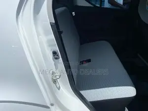 Suzuki Alto 2018 White