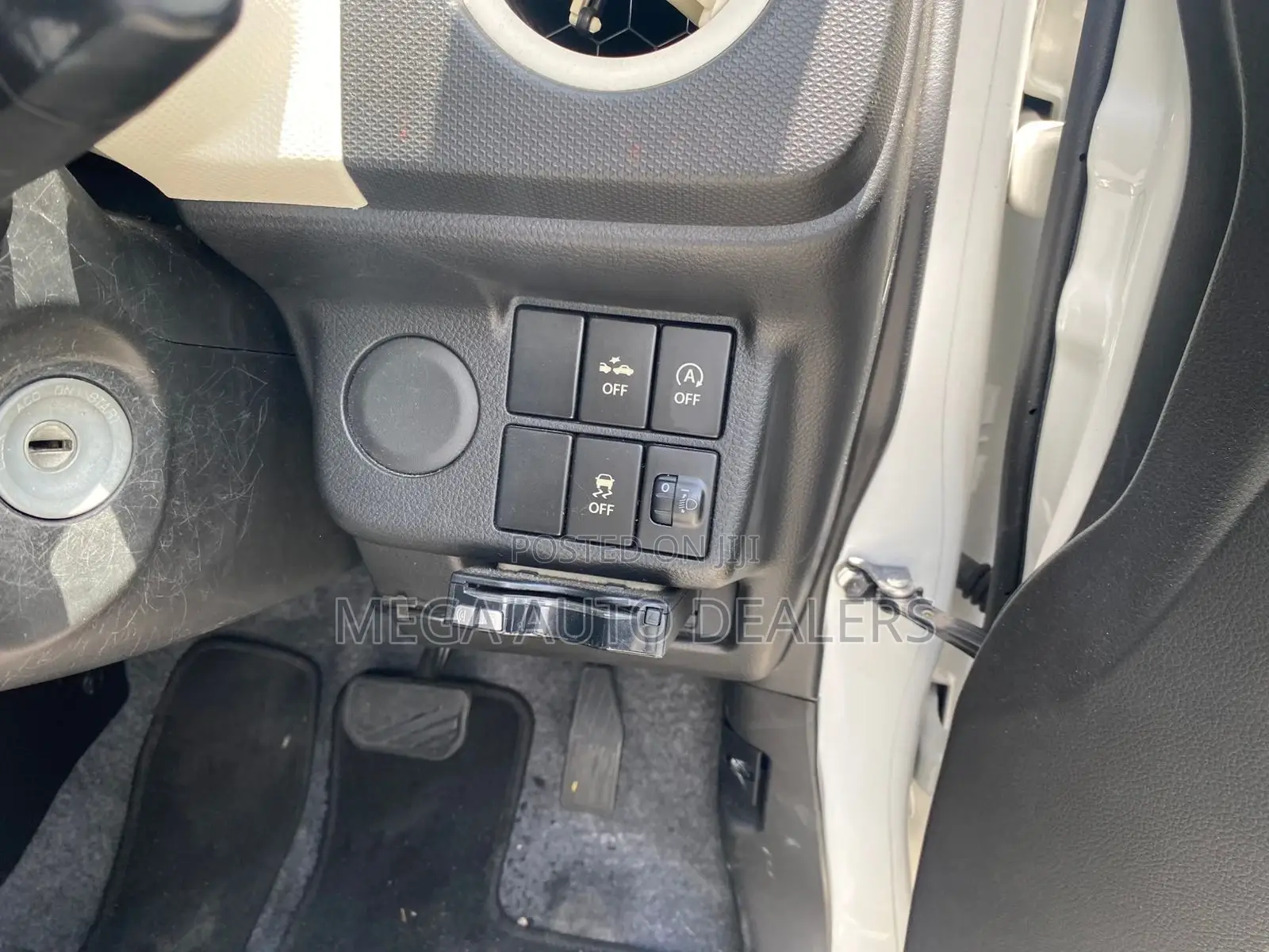 Suzuki Alto 2018 White