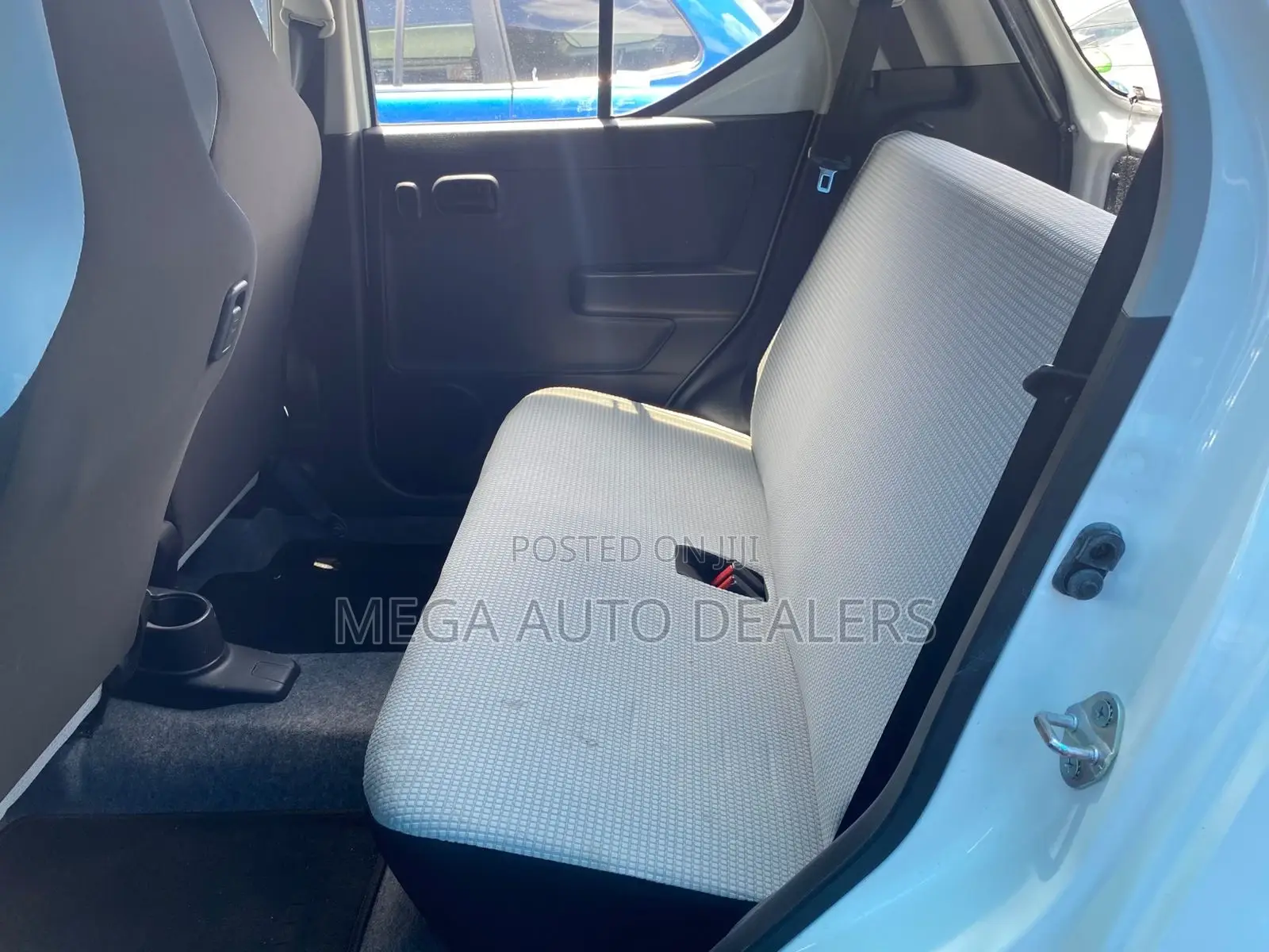 Suzuki Alto 2018 White