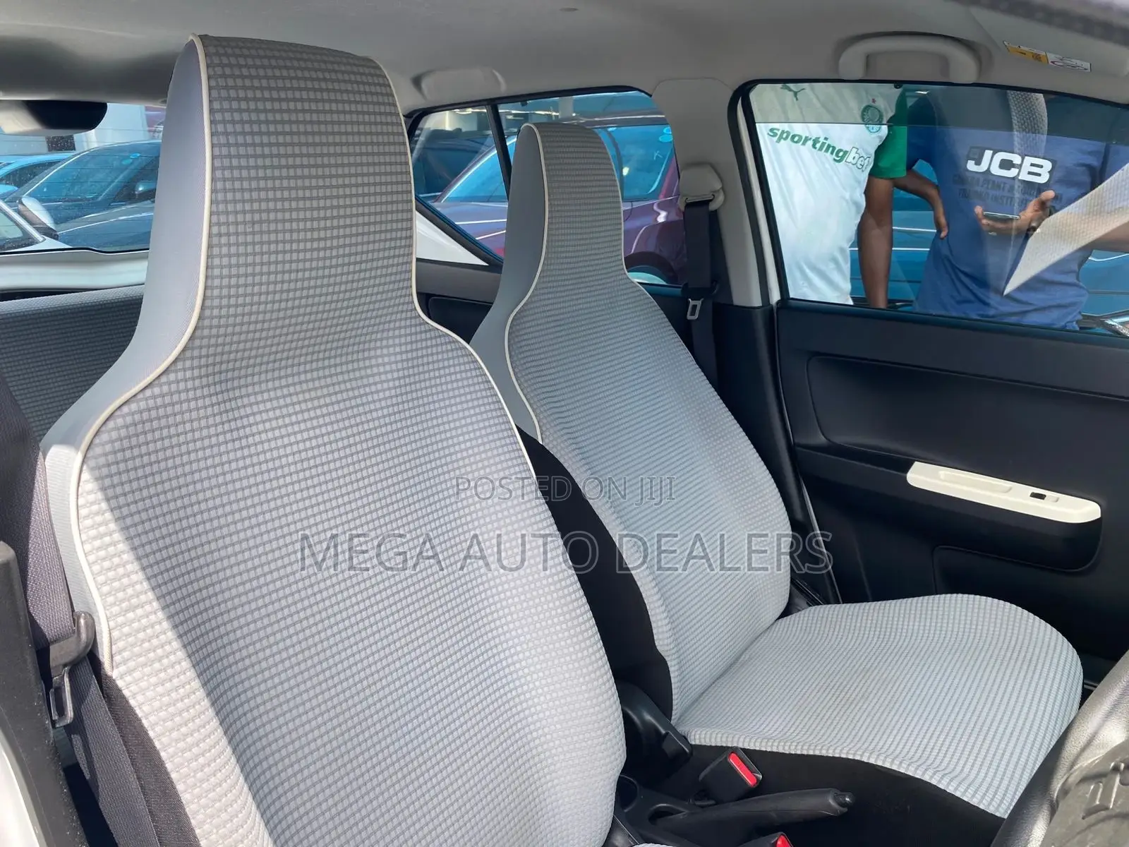Suzuki Alto 2018 White