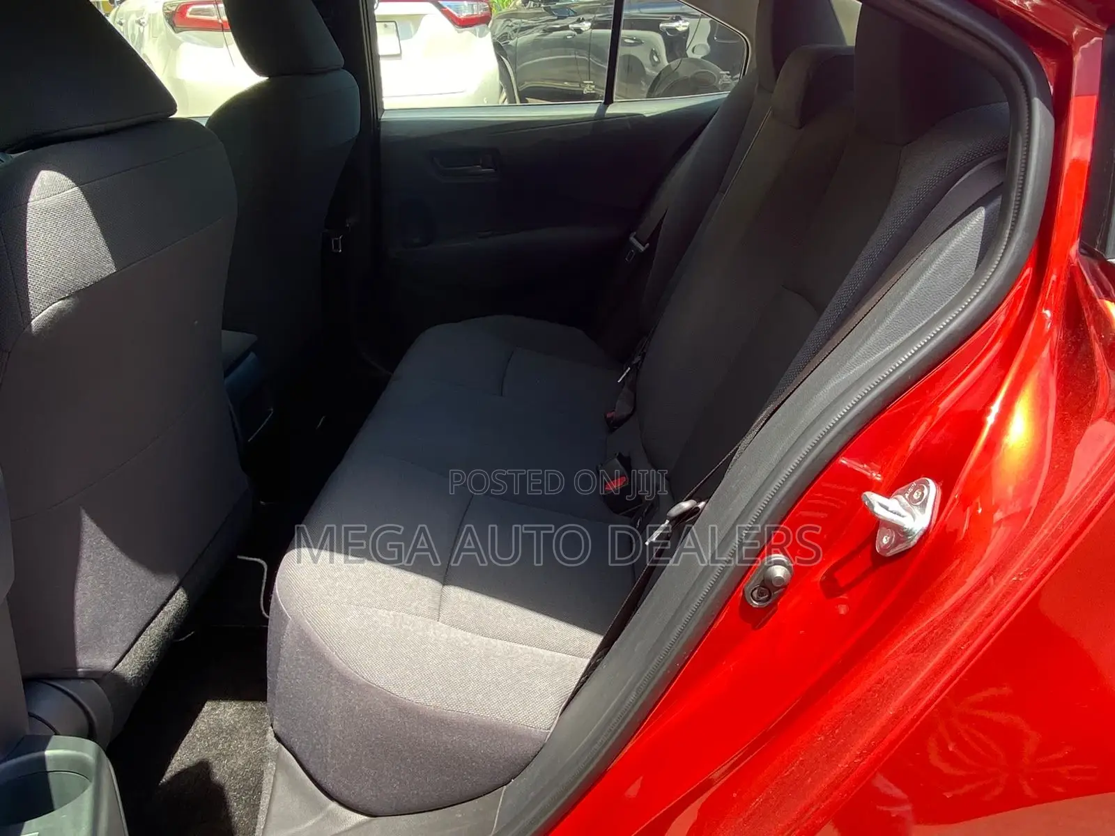 Toyota Corolla 2018 Orange