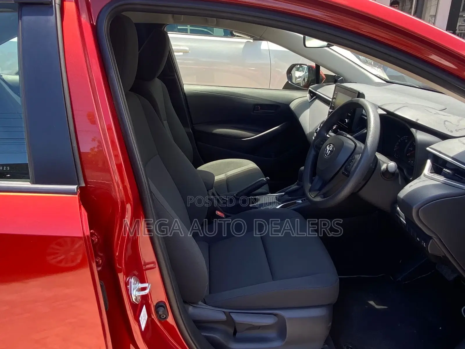Toyota Corolla 2018 Orange