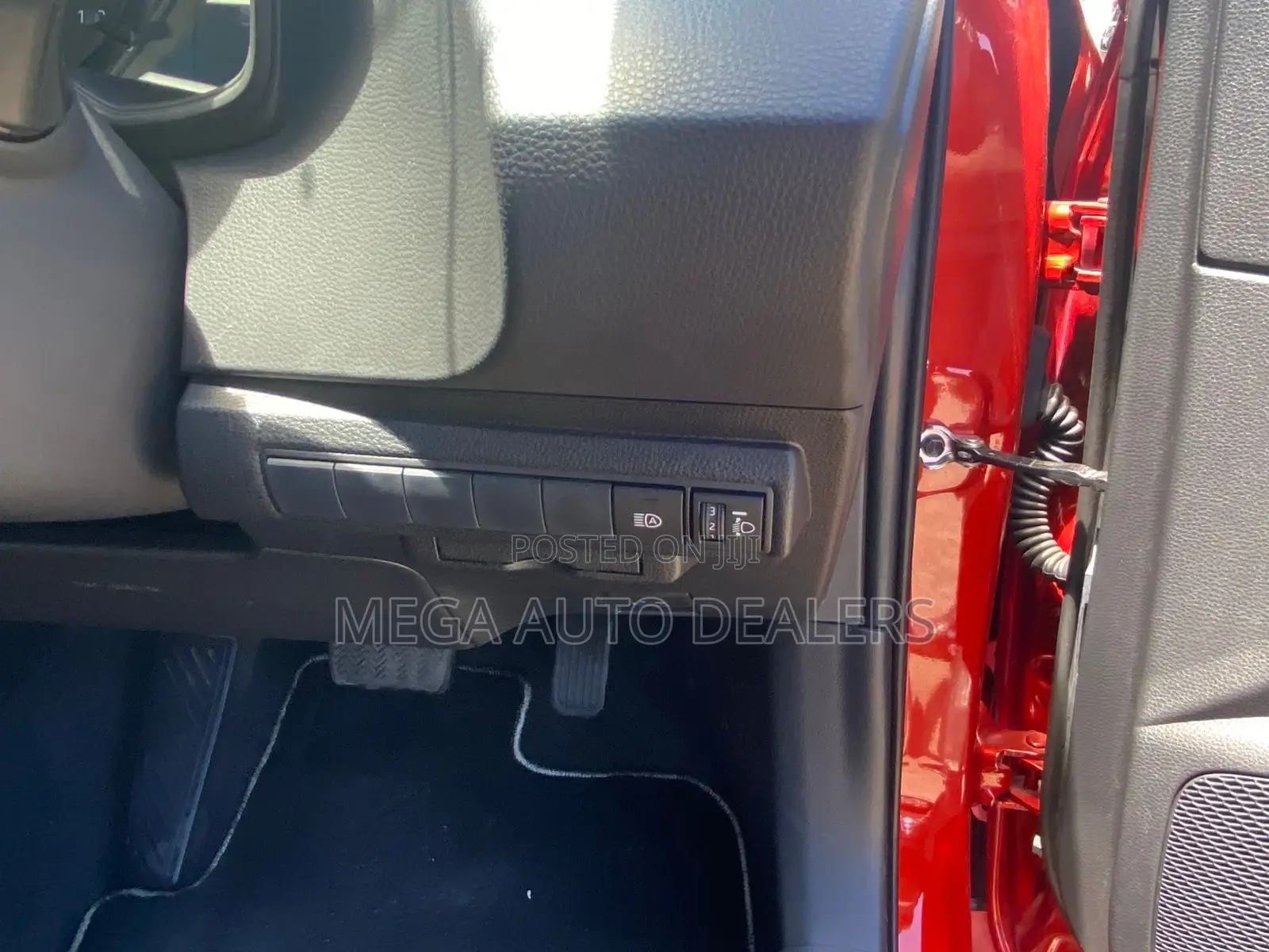 Toyota Corolla 2018 Orange