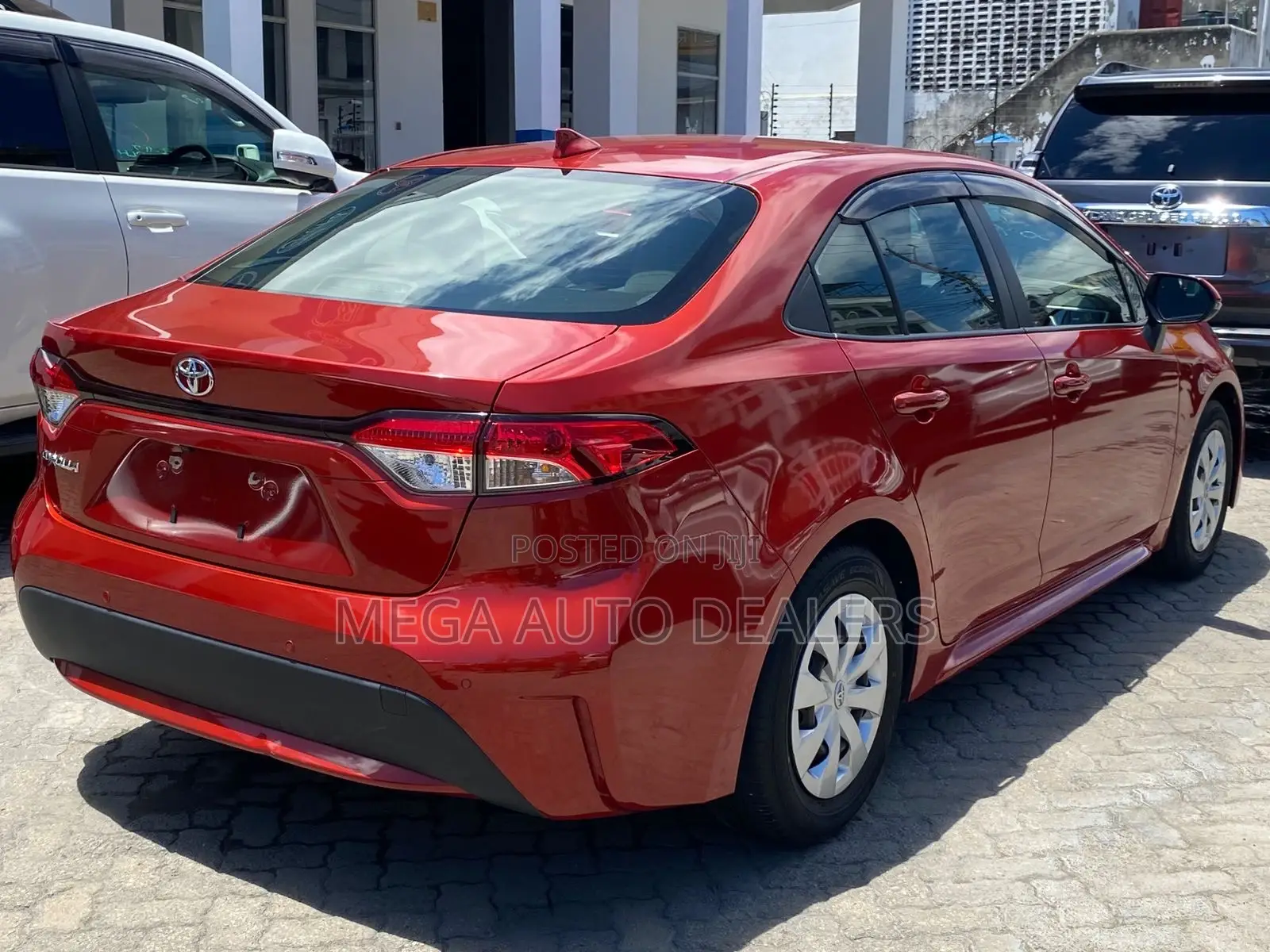 Toyota Corolla 2018 Orange