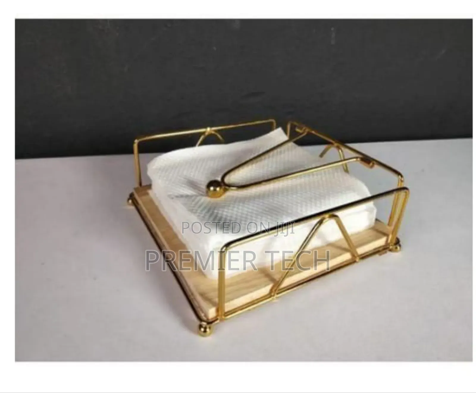 Tissue Box Gold