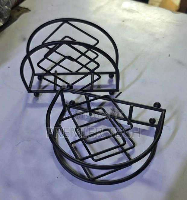 Serviettes Holder