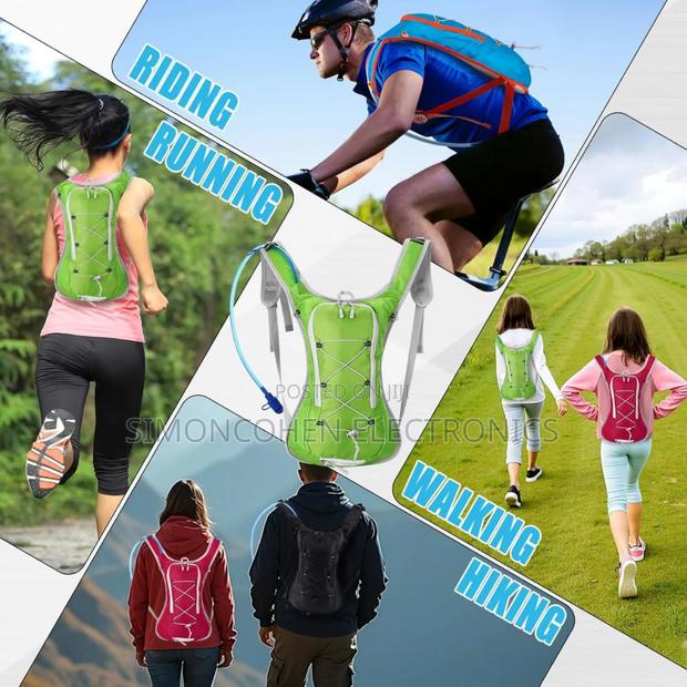 Lightweight Hydration Backpack With Bladder - thumbnail 3