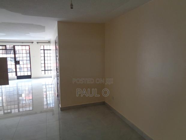 3bdrm Apartment in Lynwood Apartment, Gateway Mall Area for rent