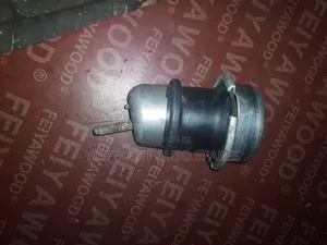 Engine Mount Toyota Clown/ Mark X
