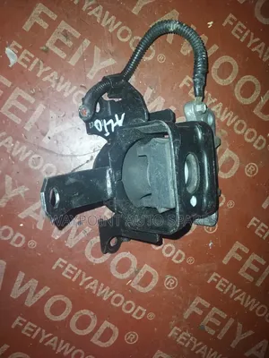 Suzuki Alto 2015 Engine Mount
