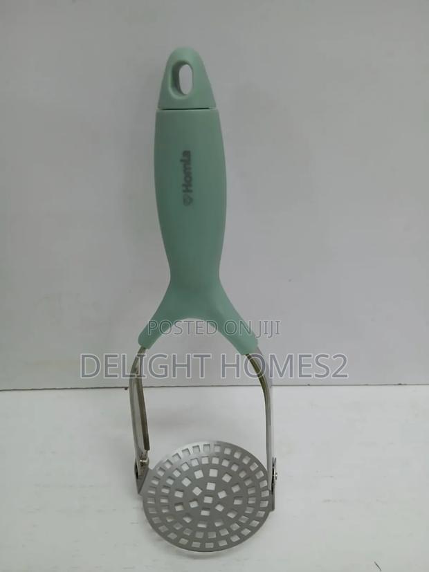 Pressed Potato Masher_alp - main view