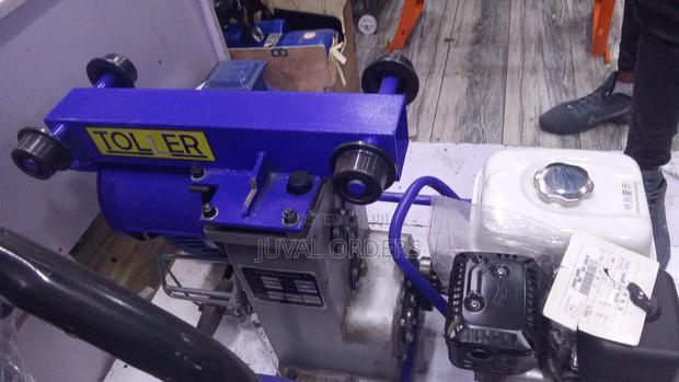 Petrol Hoist - main view