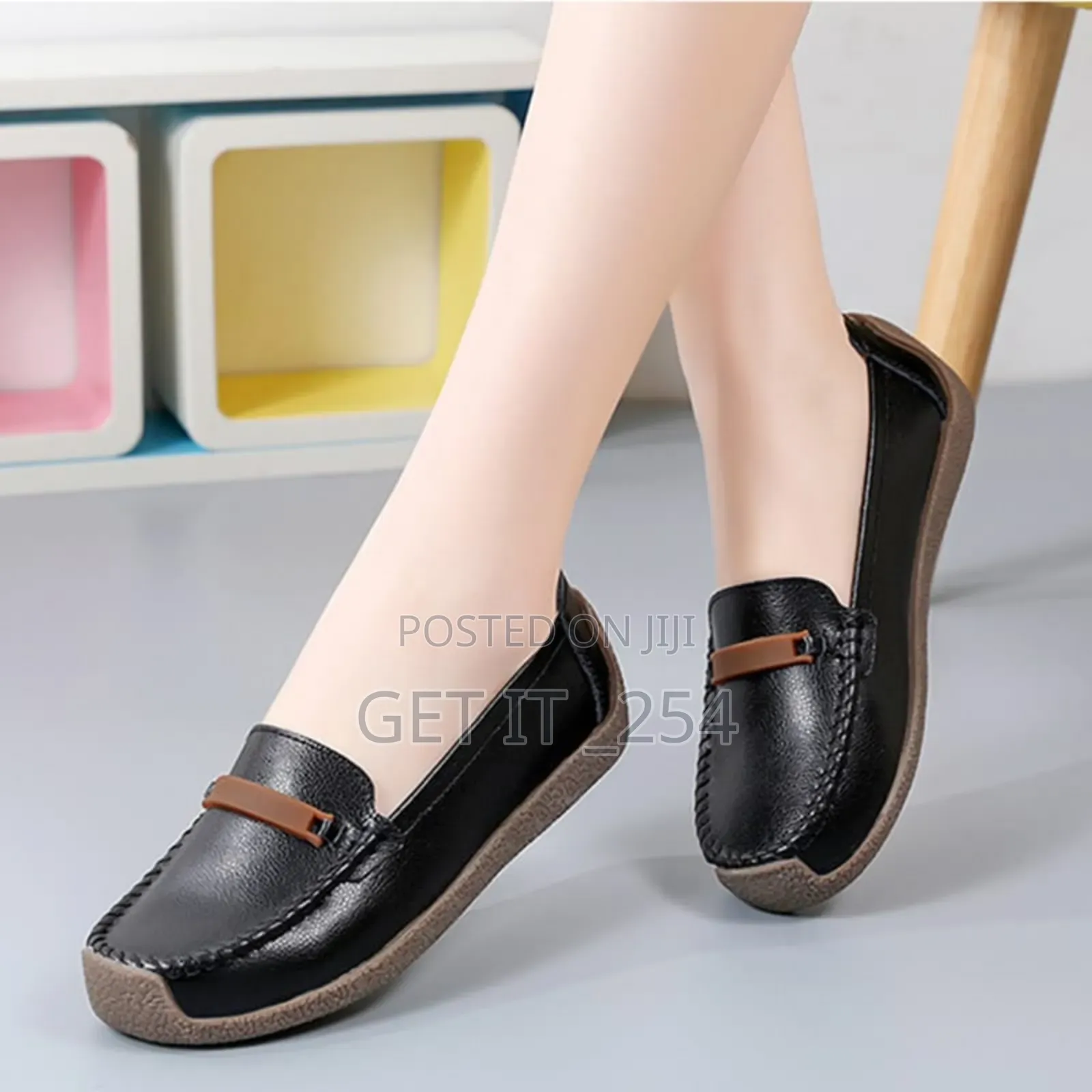 *Ladies Leather Loafers*
*Sizes 37,40,41,42,43,44*