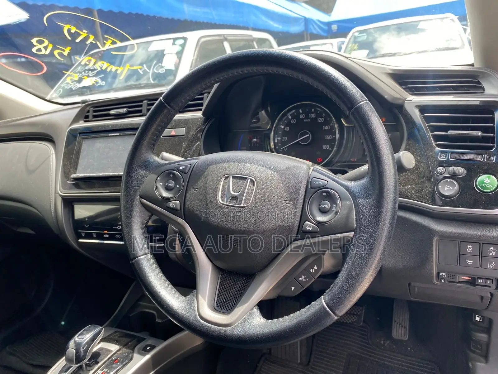 Honda Grace 2018 Blue