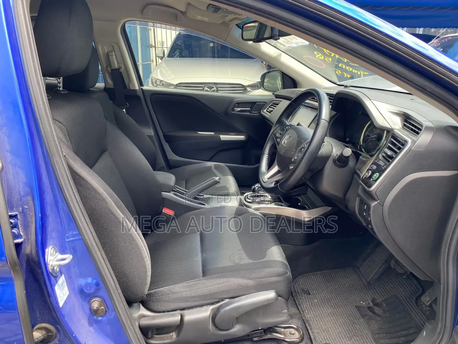 Honda Grace 2018 Blue
