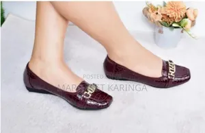 Flat Classy Three Show
