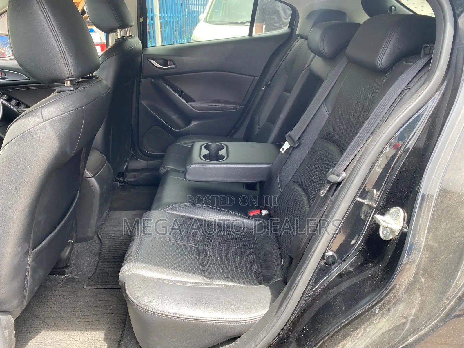 Mazda Axela 2018 Gray