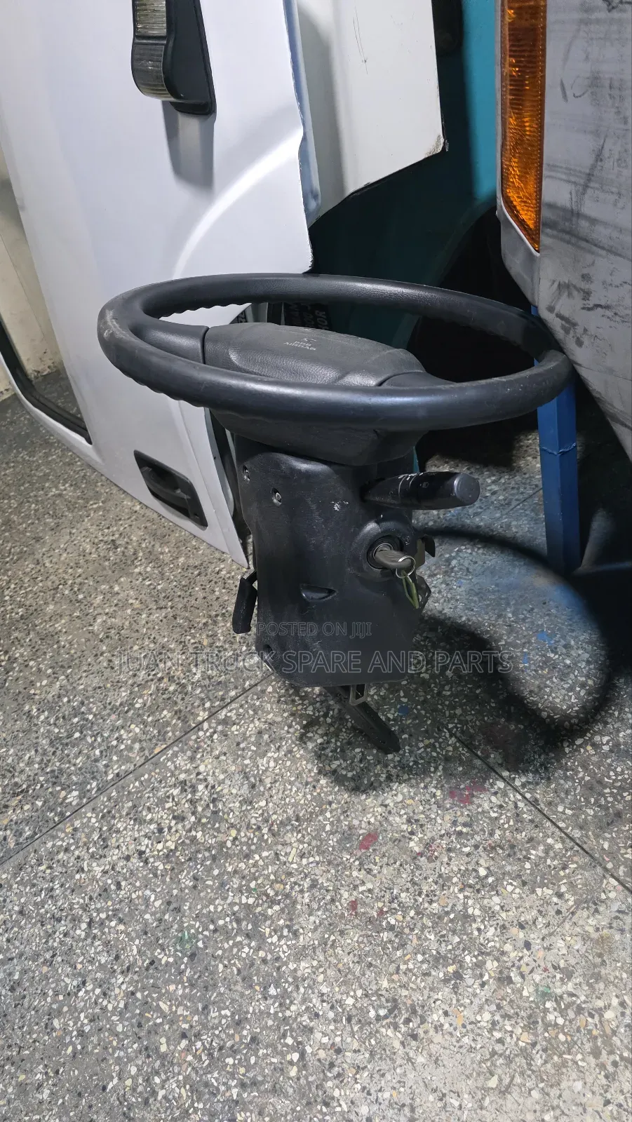 Hino 500 Steering Wheel Column