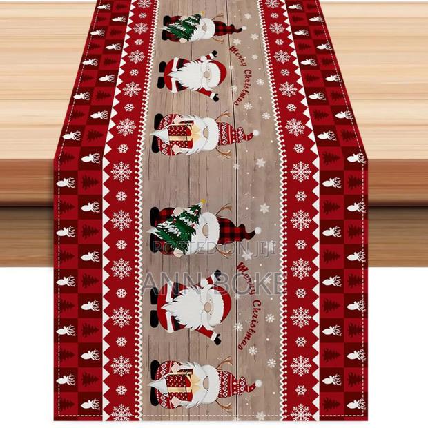 Size 33*200cms
Christmas Table Runner - thumbnail 4