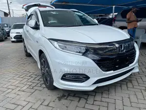 Honda Vezel 2018 White