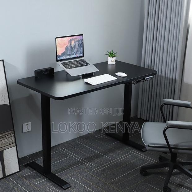 Office Desk; Black 1.4 M Electric Adjustable Standing Desk - thumbnail 7